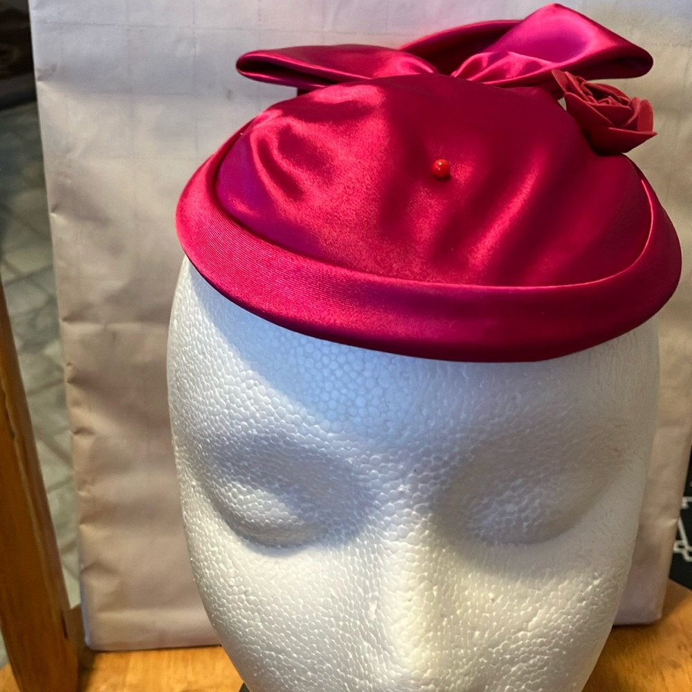 New!   Beautiful fuchsia  - rose 80s-90s style  satin hat with rose n back